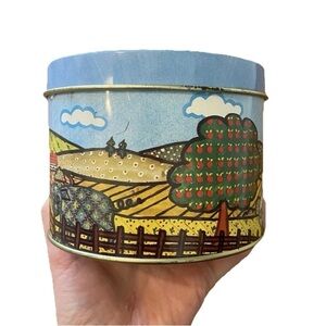 Meister Brazil Vintage Farm Scene Collector Tin 4” Tall 5” Wide